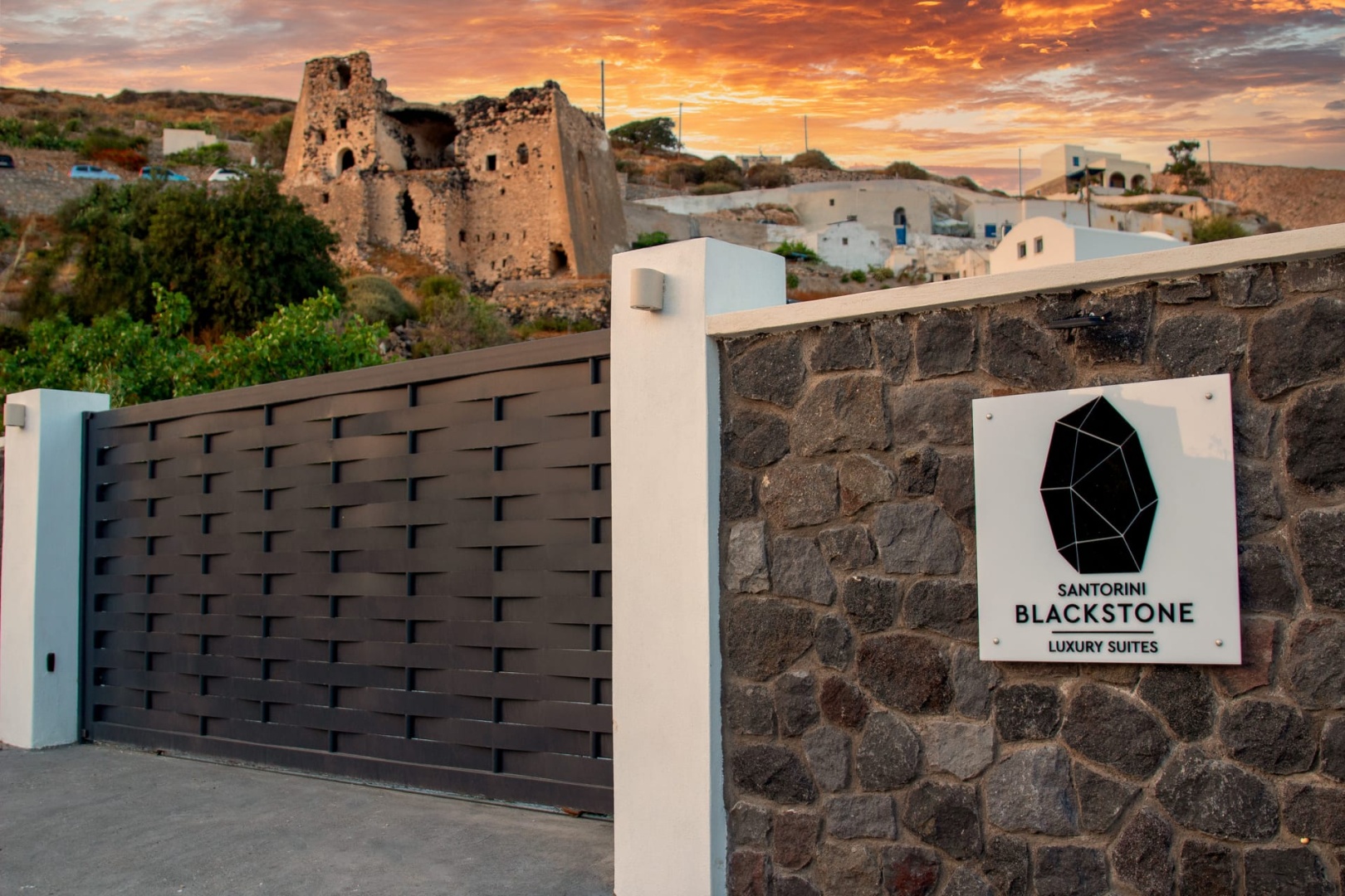 Foto - BlackStone Luxury Suites