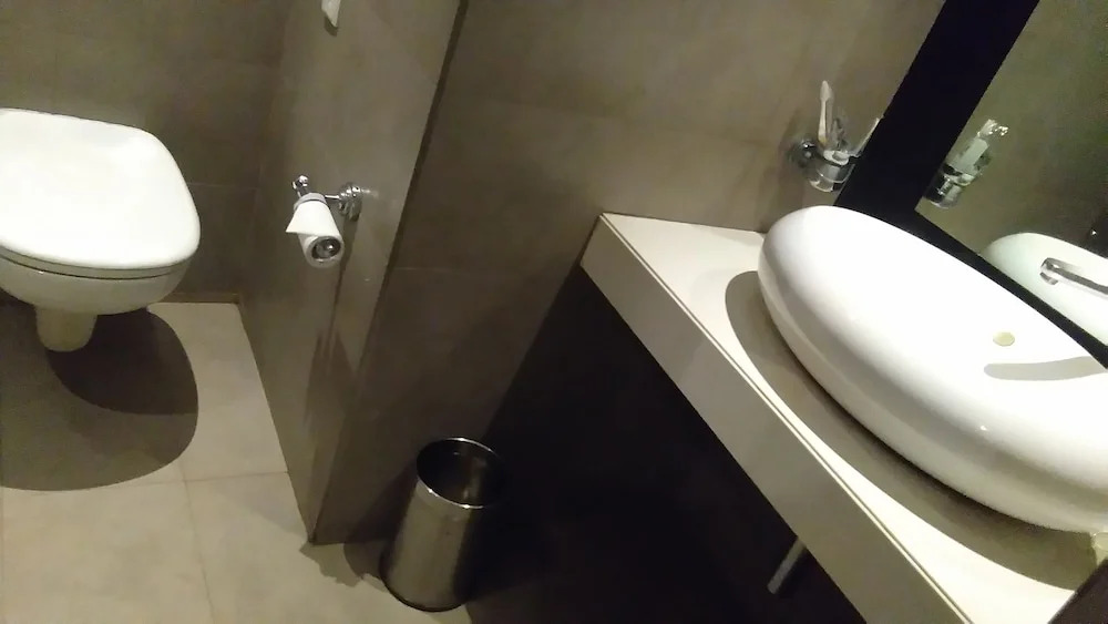 Photo - The Central Court