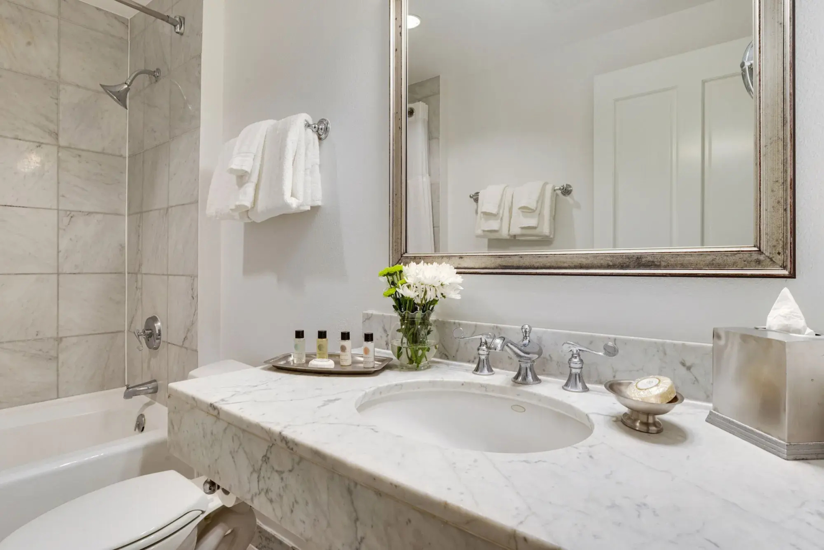 Photo - voco St James Hotel by IHG