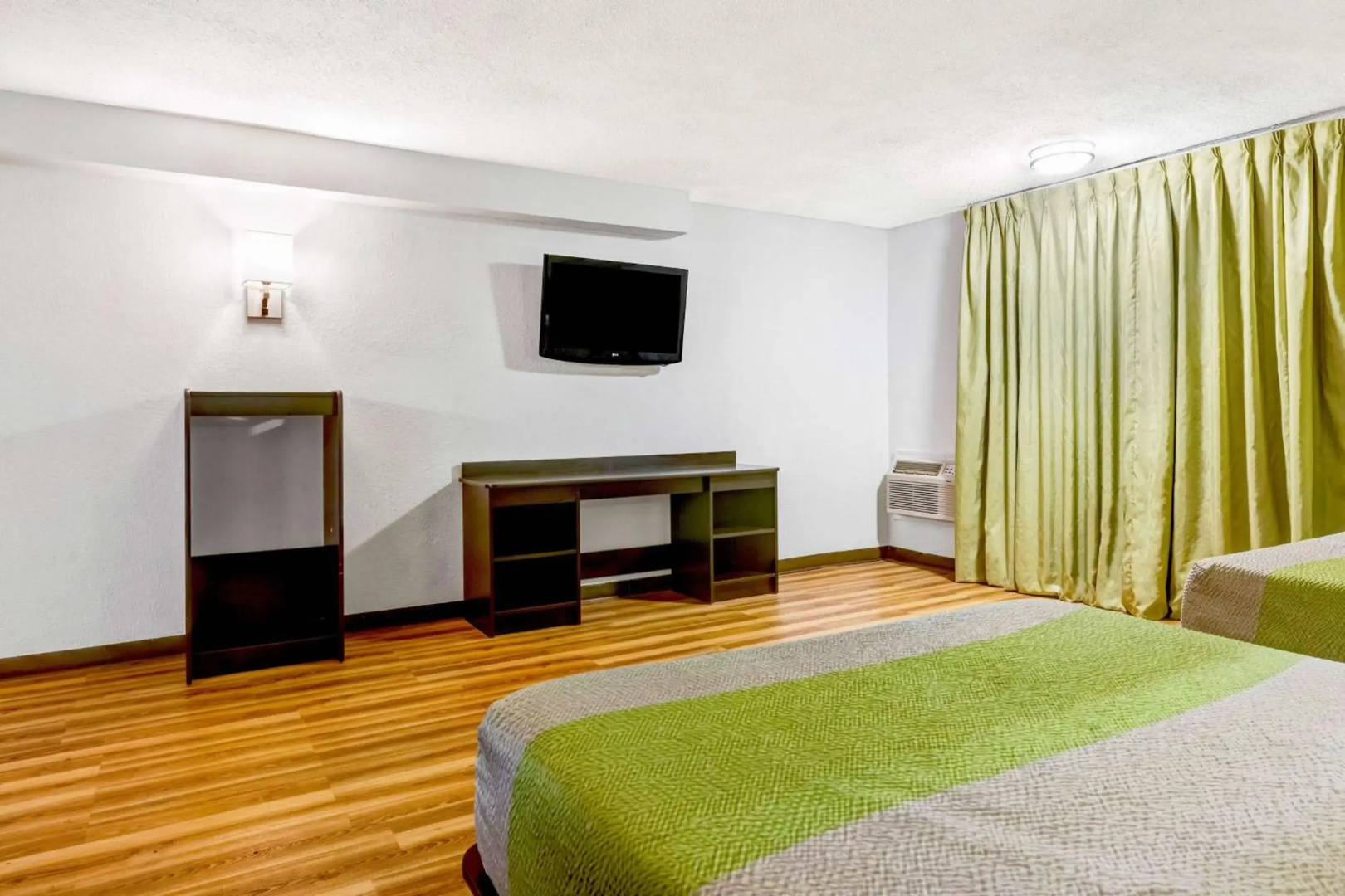 Photo - Motel 6 Indianapolis IN