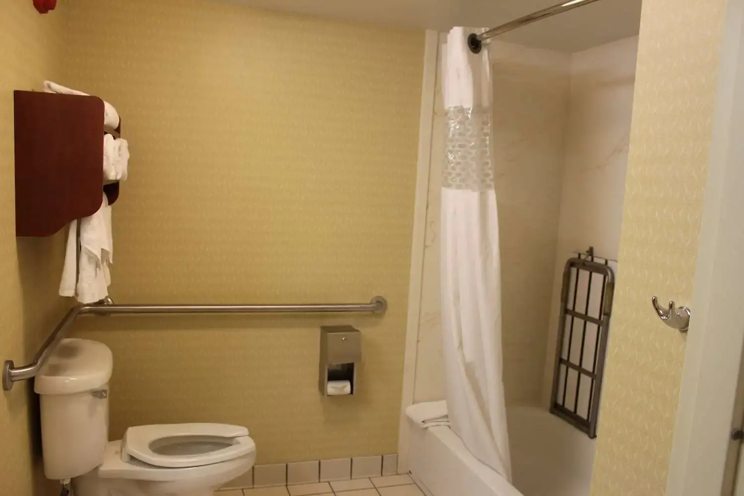 Photo - Hampton Inn McHenry
