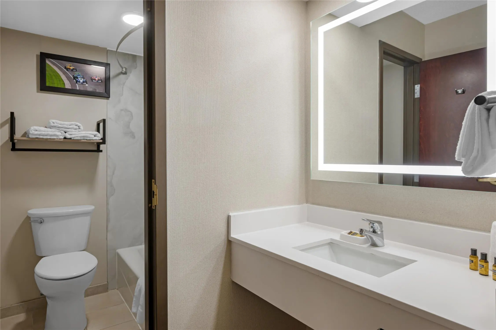 Photo - Best Western Plus Indianapolis North At Pyramids