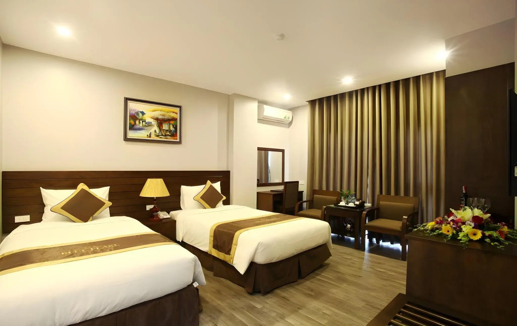 Photo - Blue Pearl West Hotel