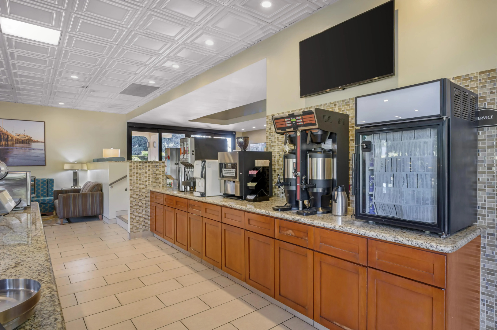 Photo - Best Western Plus South Coast Inn