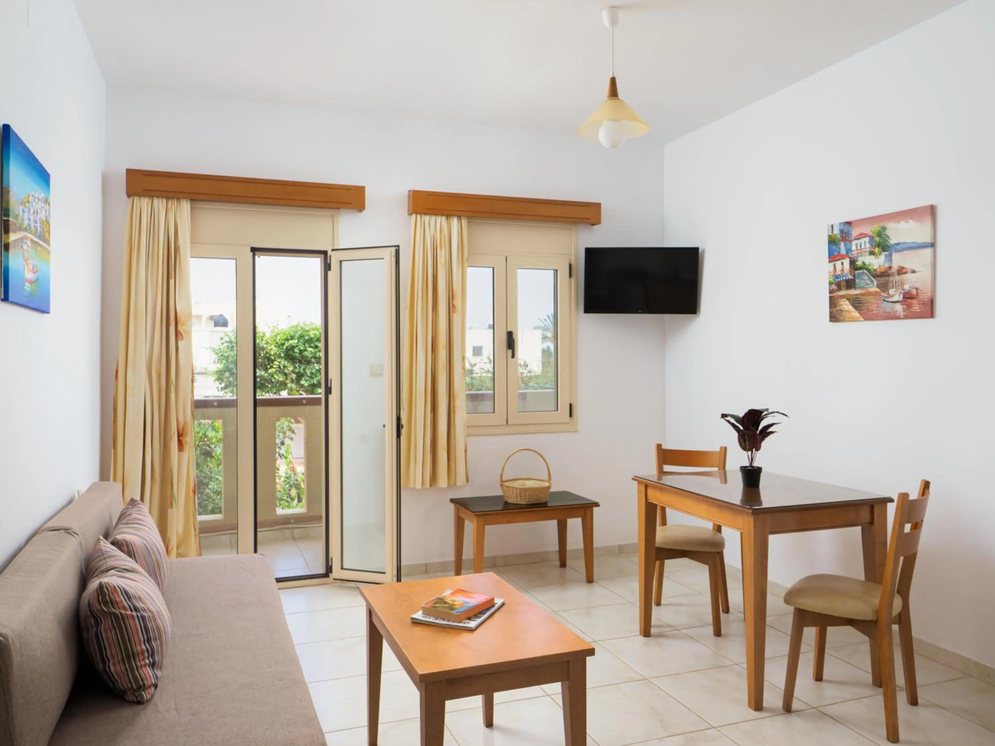 Photo - Fotis Studios Apartments