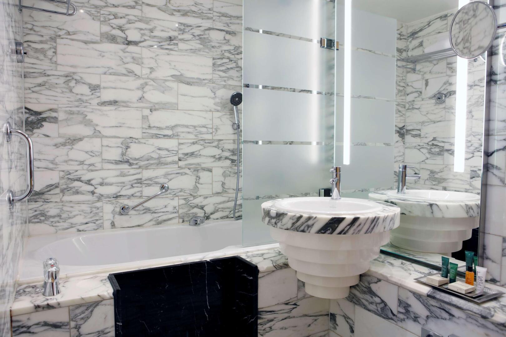 Photo - Hilton Stockholm Slussen Hotel