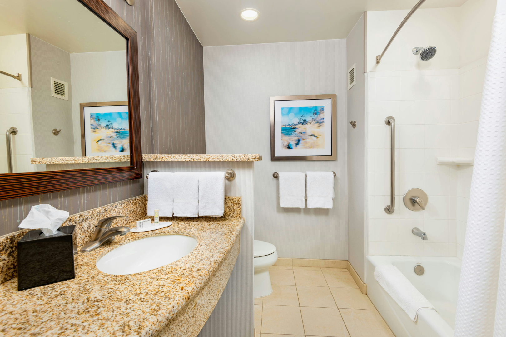 Photo - Courtyard by Marriott Santa Ana Orange County
