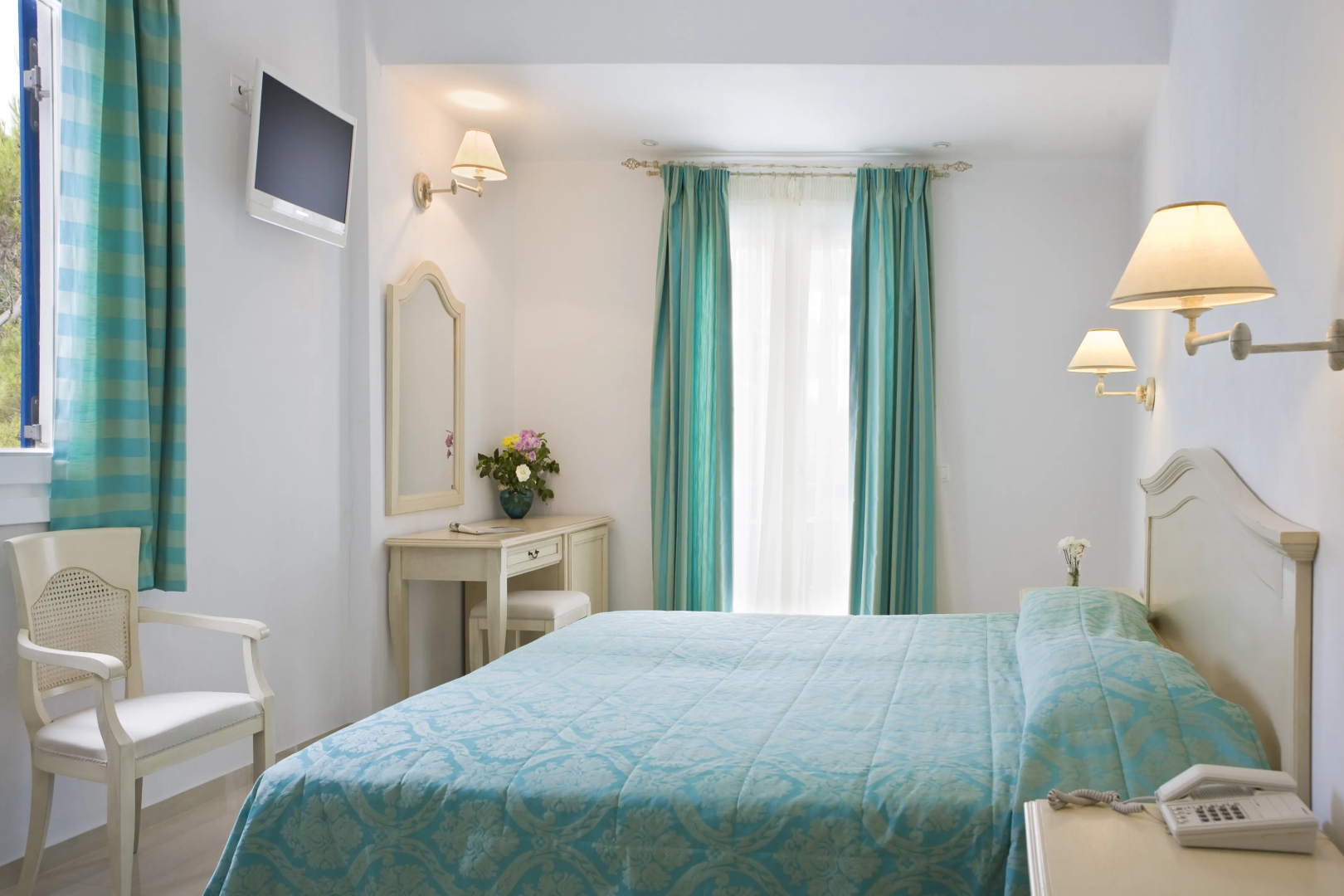 Foto - Kamari Hotel