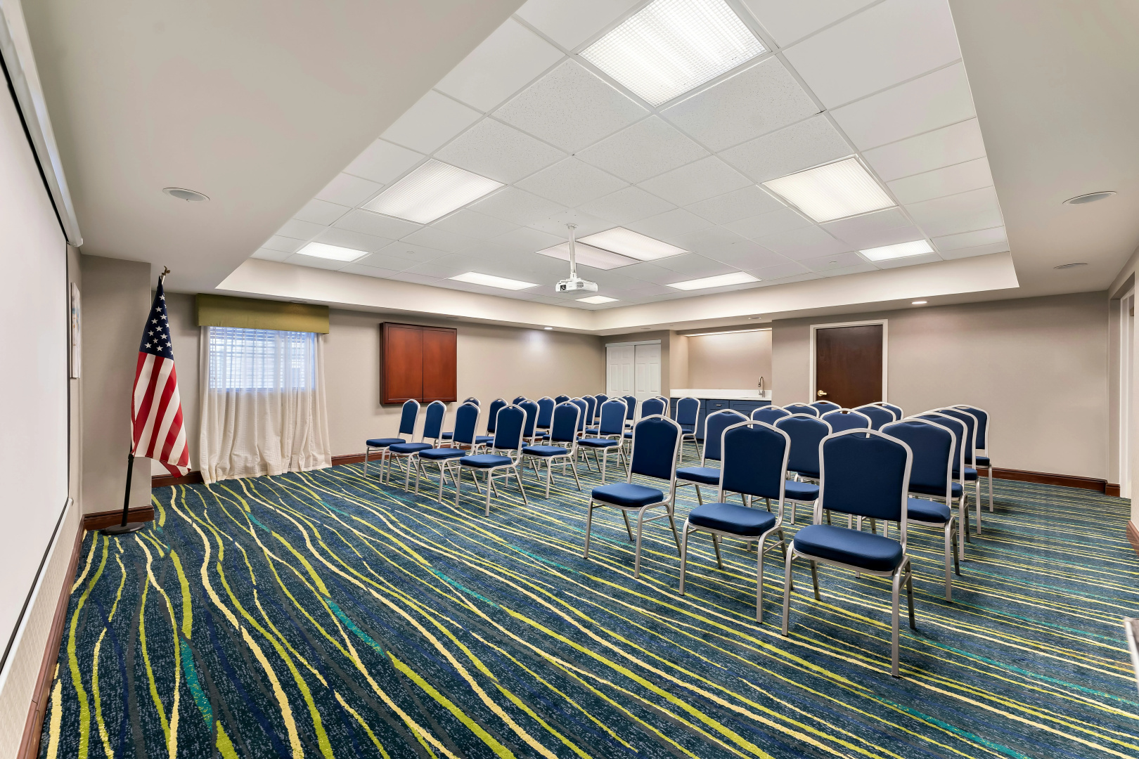 Foto - Hampton Inn & Suites Newtown