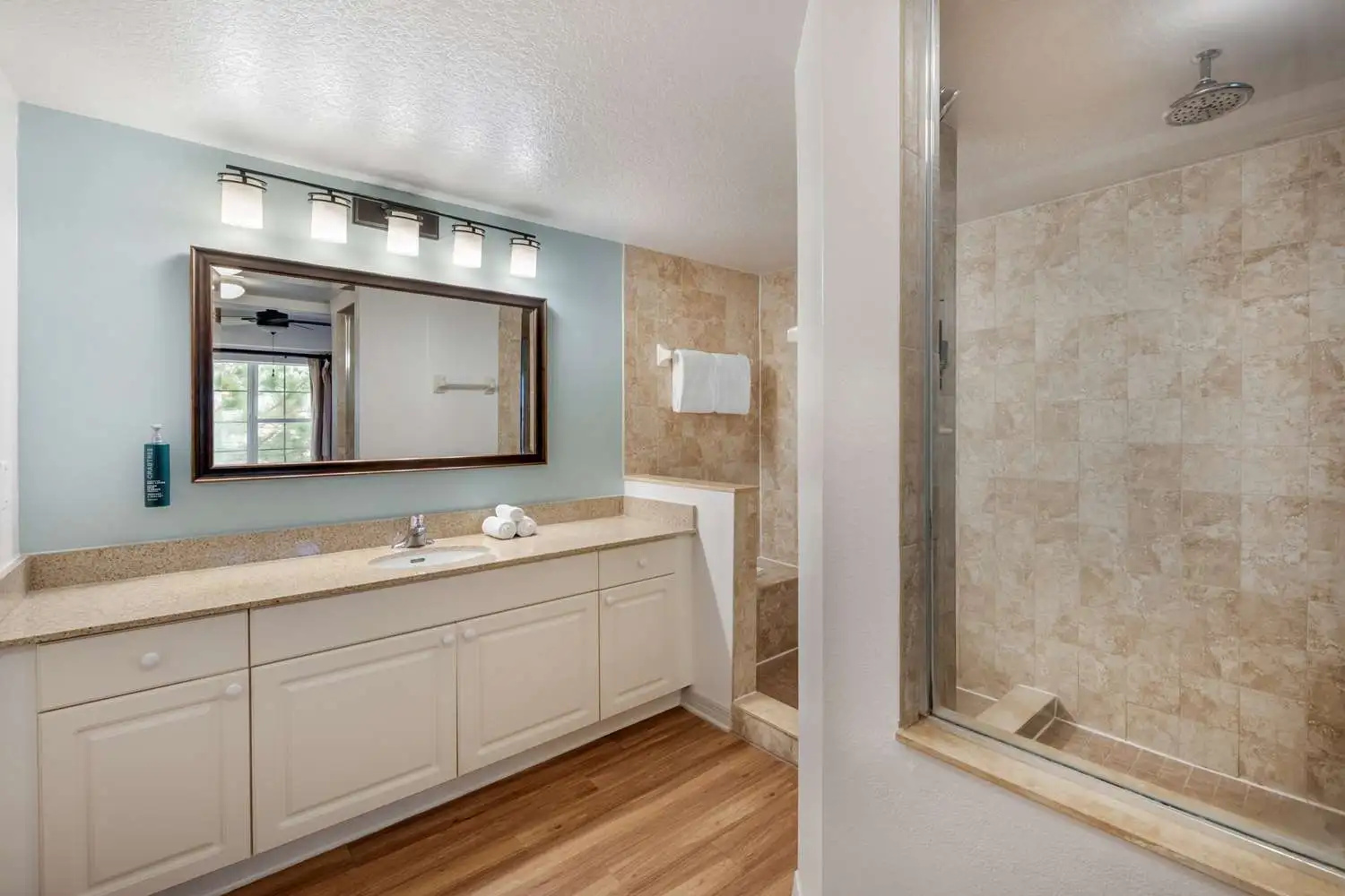 Photo - Hilton Vacation Club Aqua Sol Orlando West