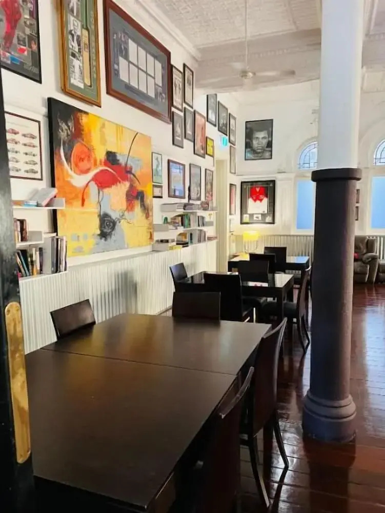 Photo - Wallaby Backpackers Hostel Perth - note - Valid passport required to check in -