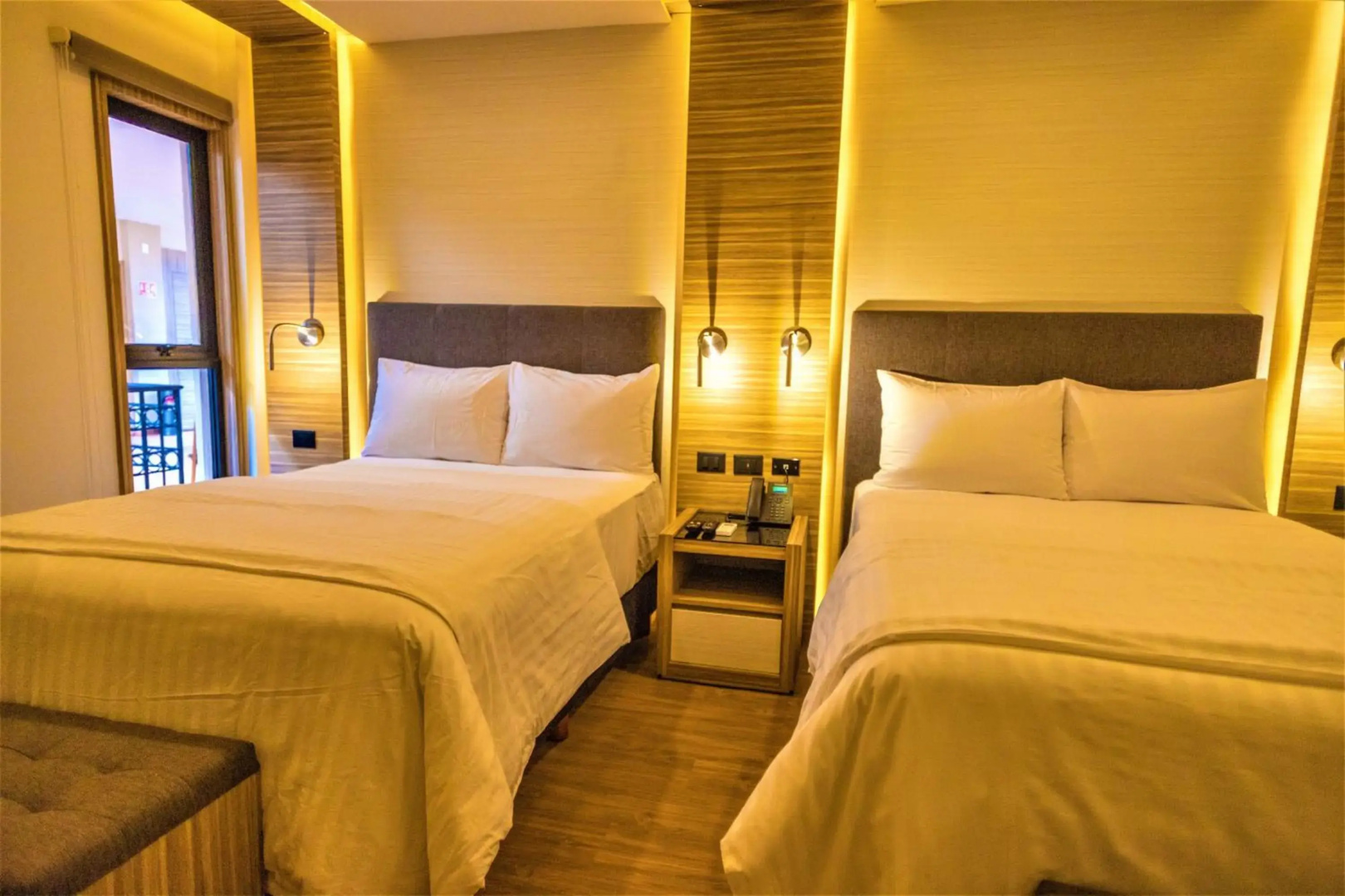 Photo - Hotel Plaza by Kavia