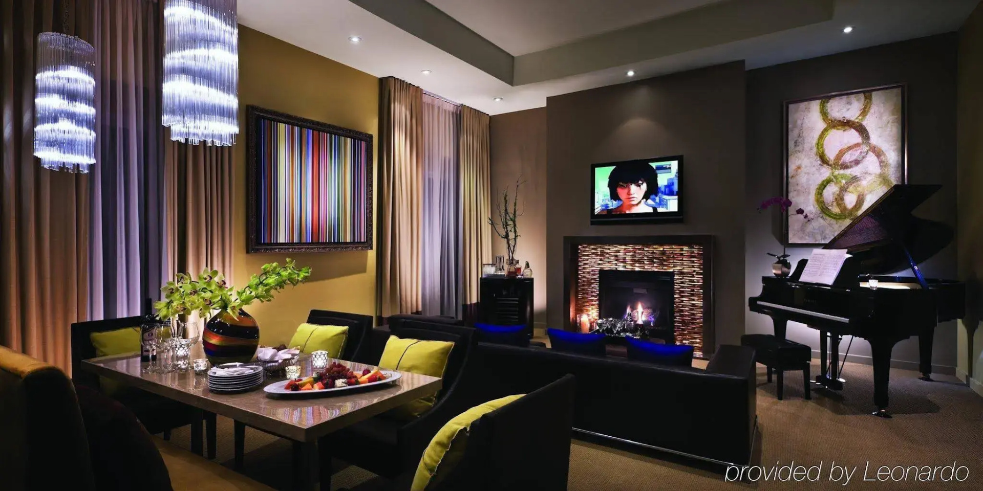 Photo - Sunset Marquis Hotel