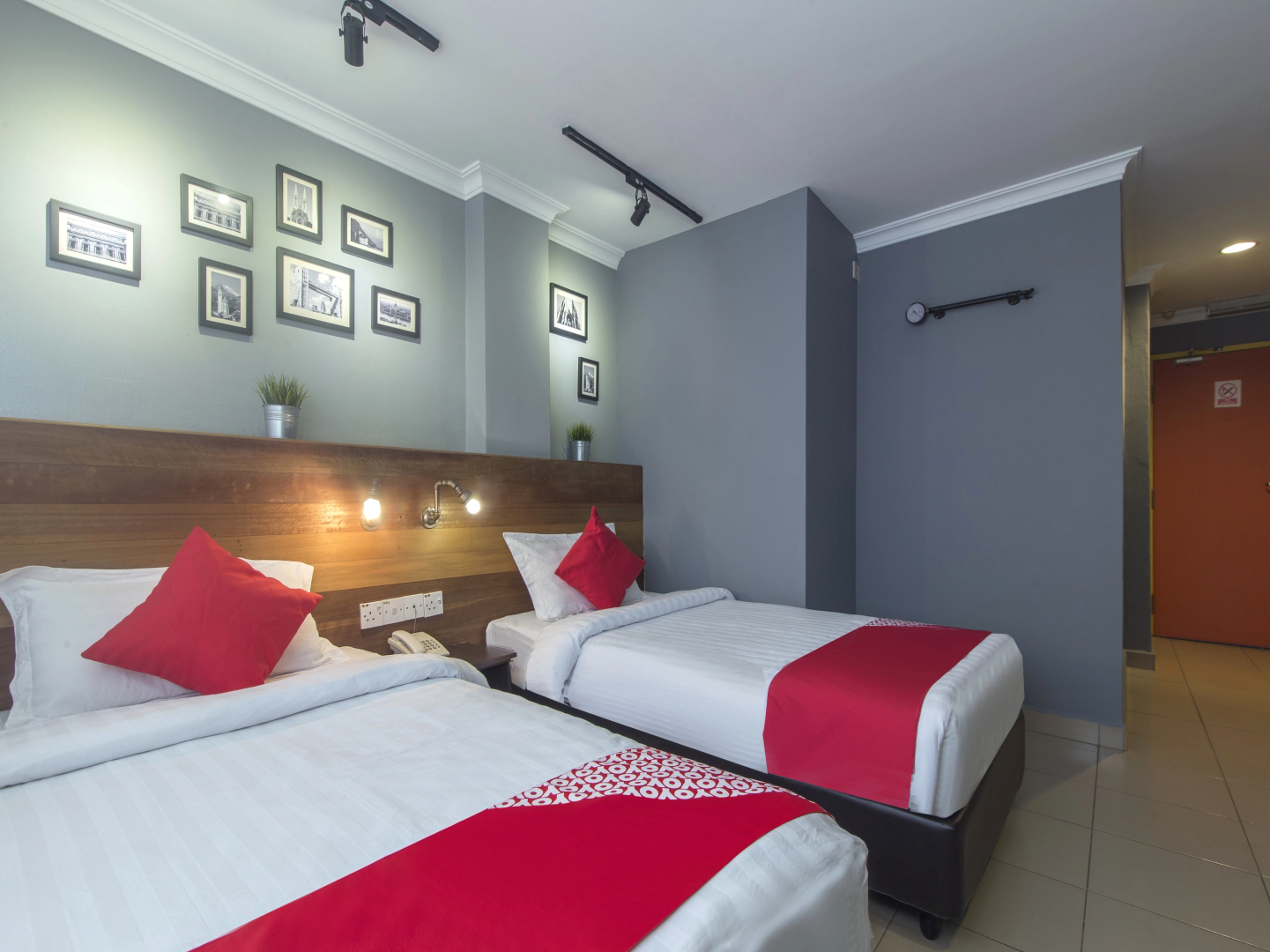 Foto - OYO 761 City Hotel