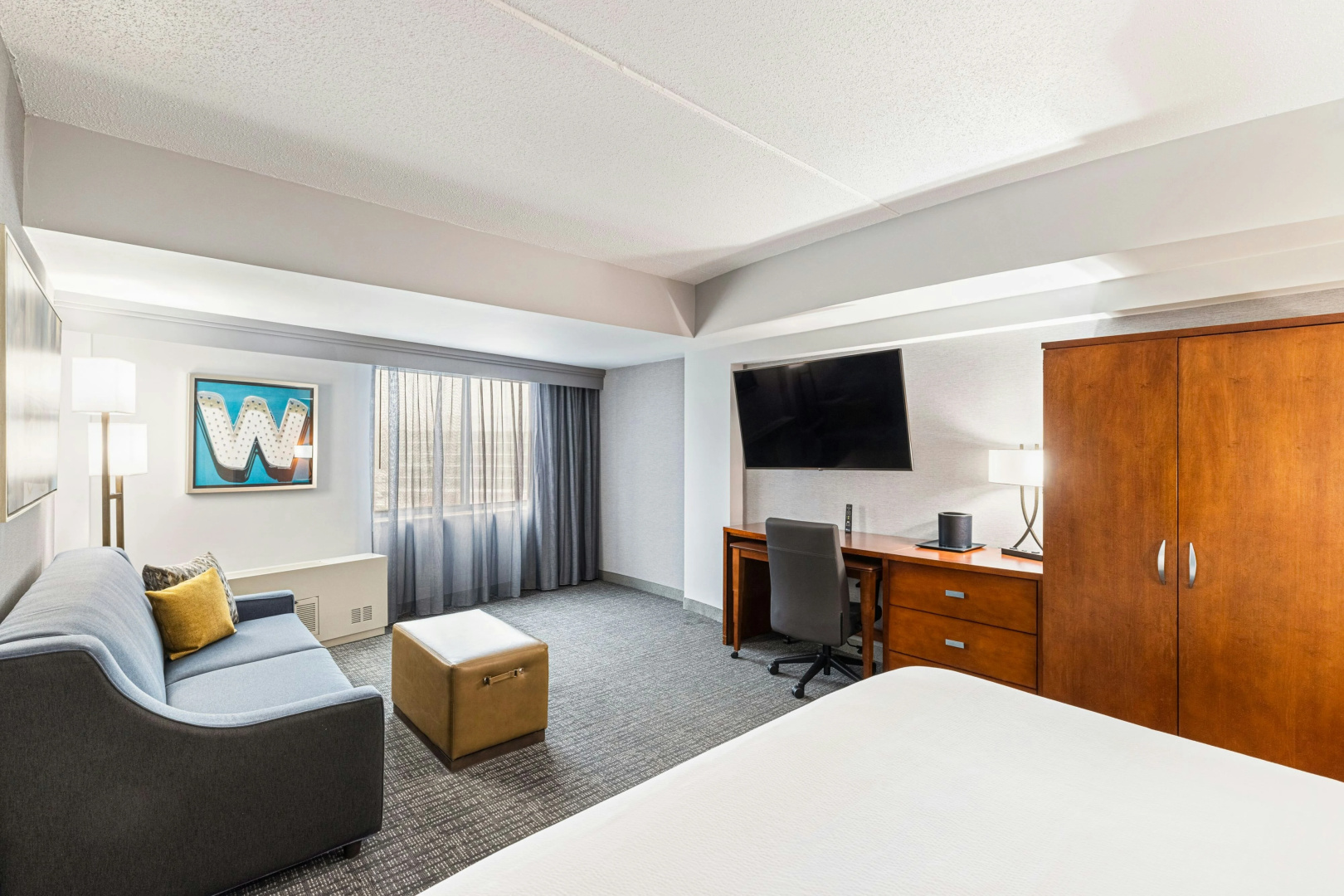 Photo - Courtyard by Marriott Boston Waltham