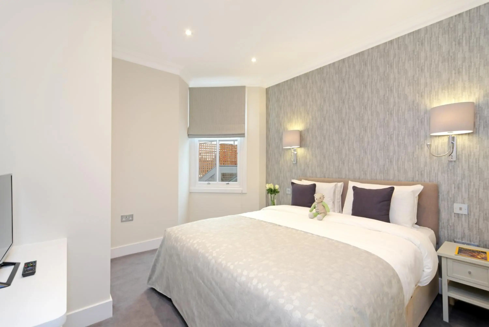 Photo - 20 Hertford Street - Mayfair Apartments