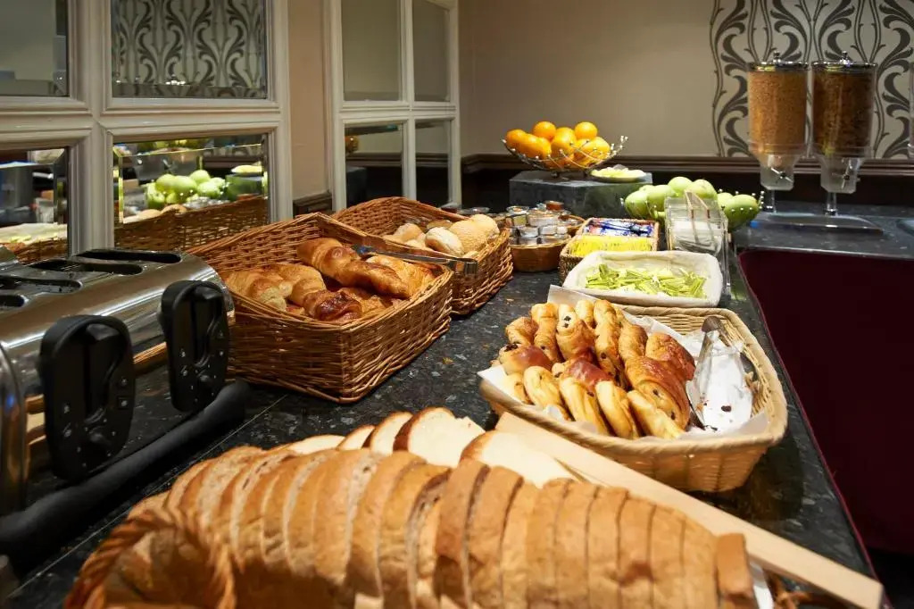 Photo - Royal Eagle Hotel