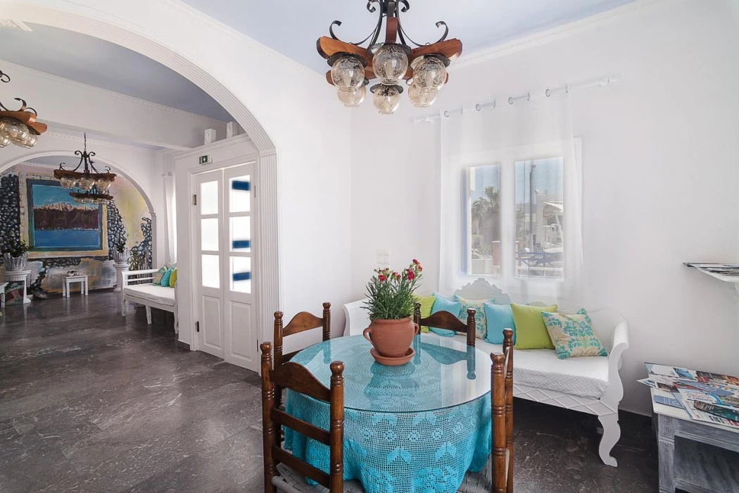 Photo - Cyclades Hotel