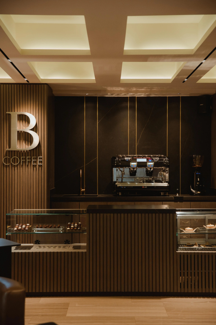 Photo - Binn Hotel