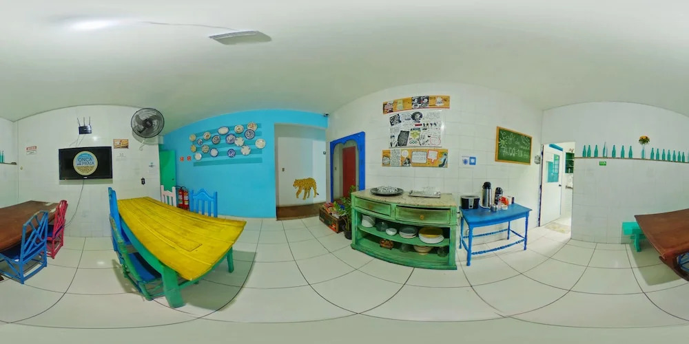 Foto - Onça da Praia Hostel