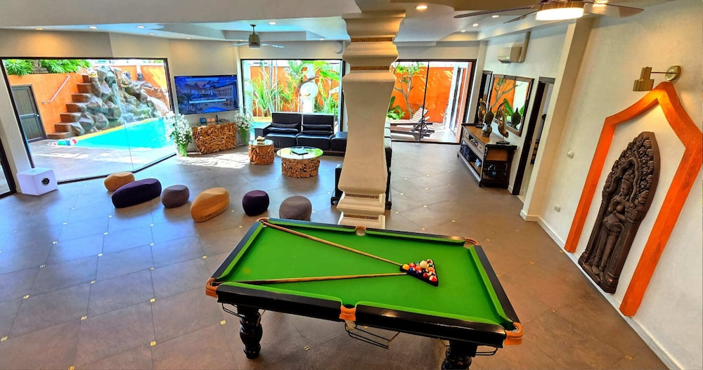 Foto - TUCHELAND Luxury Pool Villa Pattaya Walking Street