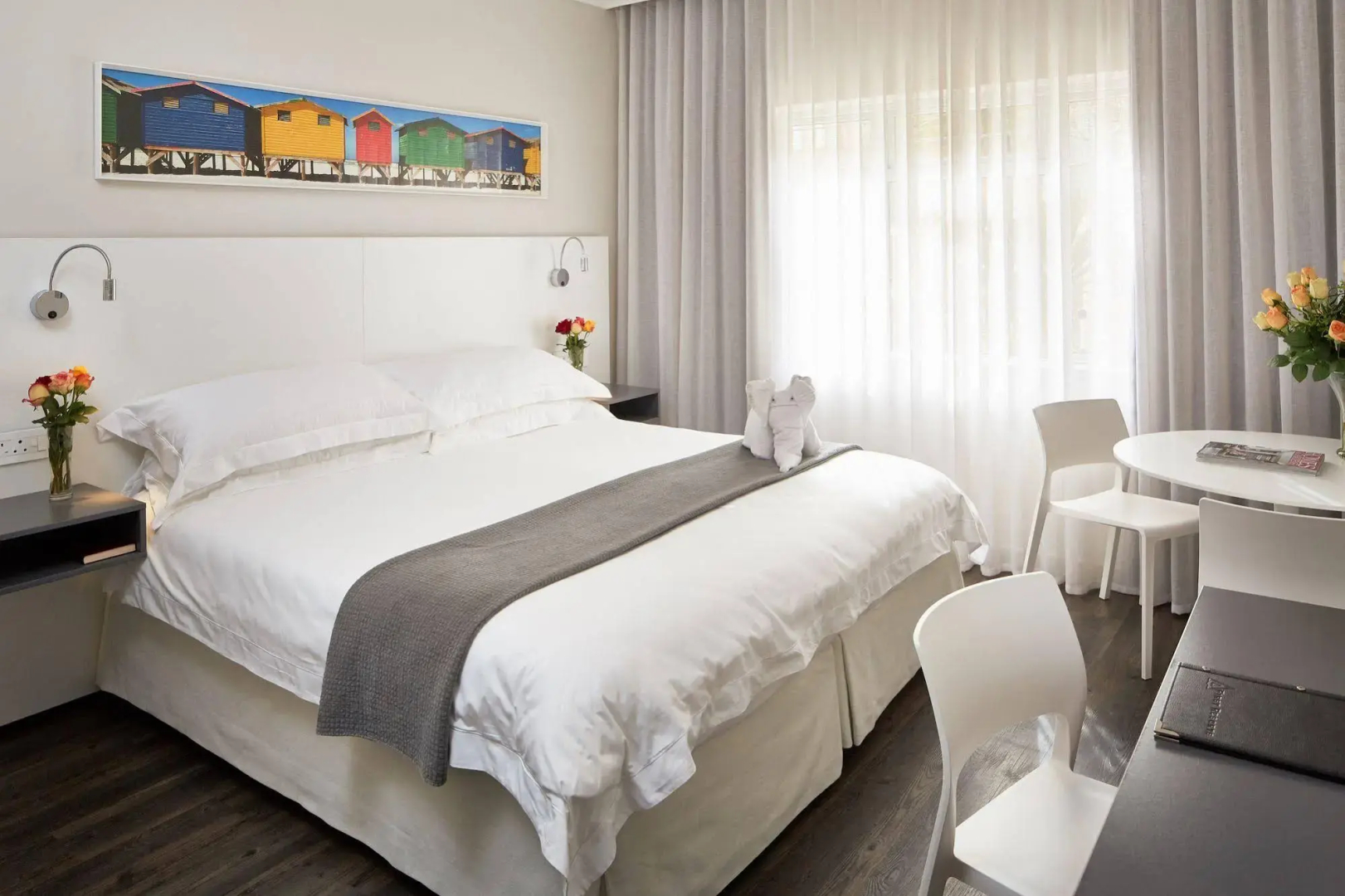 Foto - First Group Riviera Suites