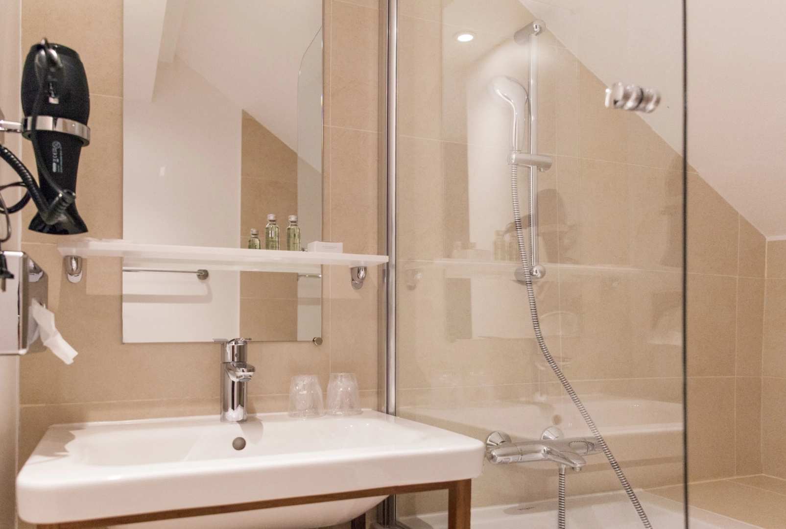 Foto - Hotel Sixteen Paris Montrouge