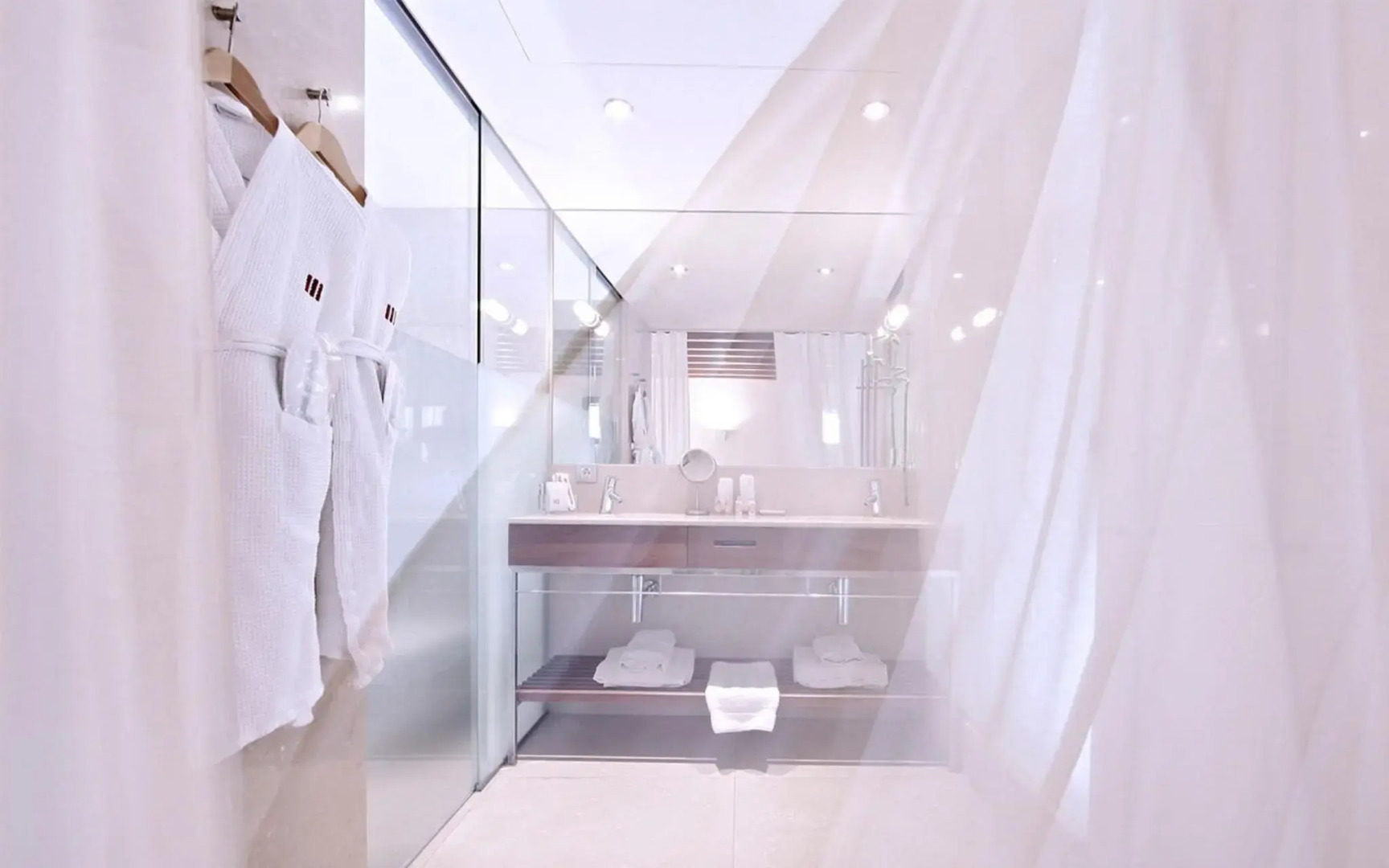 Photo - Petit Palace Hotel Tres