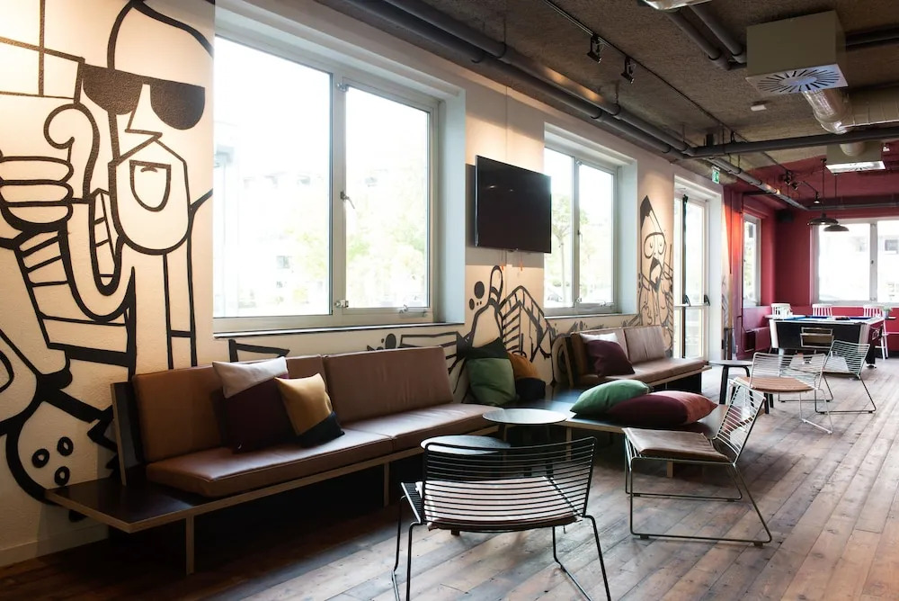 Photo - Via Amsterdam