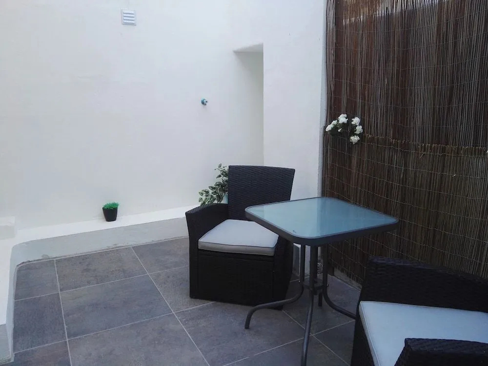 Photo - Temple Suites Guesthouse