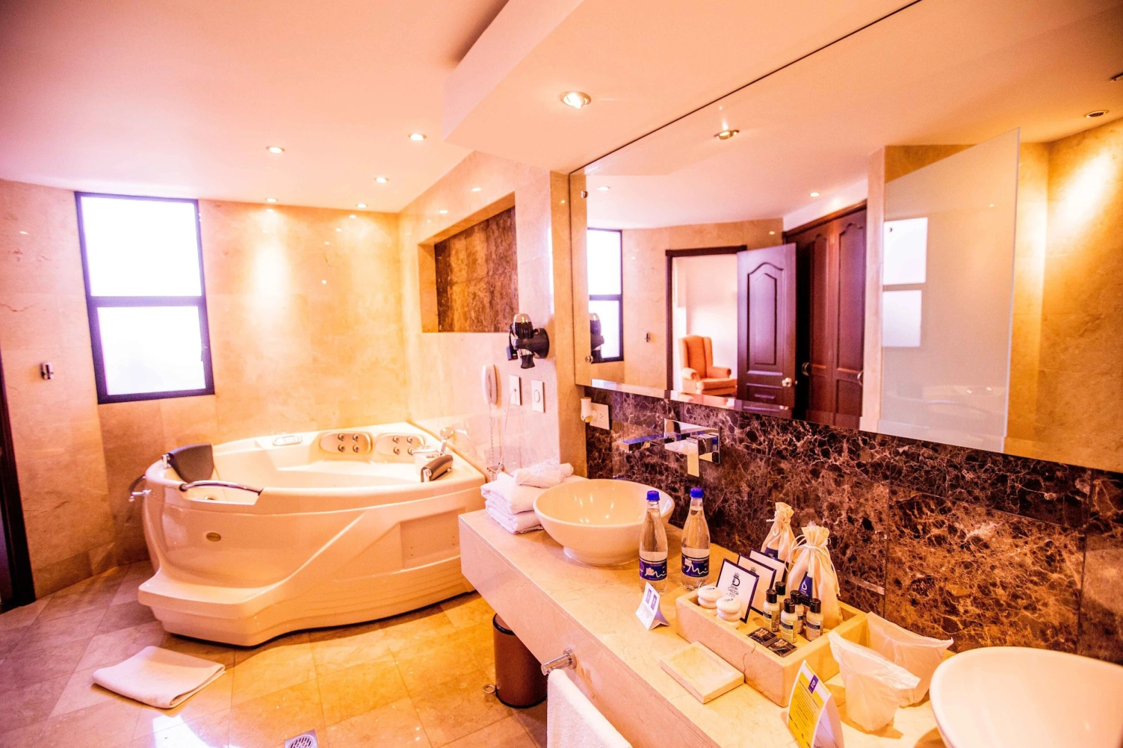 Photo - Hotel Dann Carlton Cali