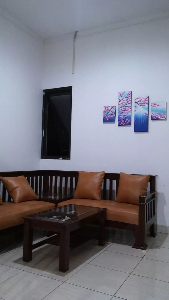 Foto - Cozy Residence Muwardi Jakarta