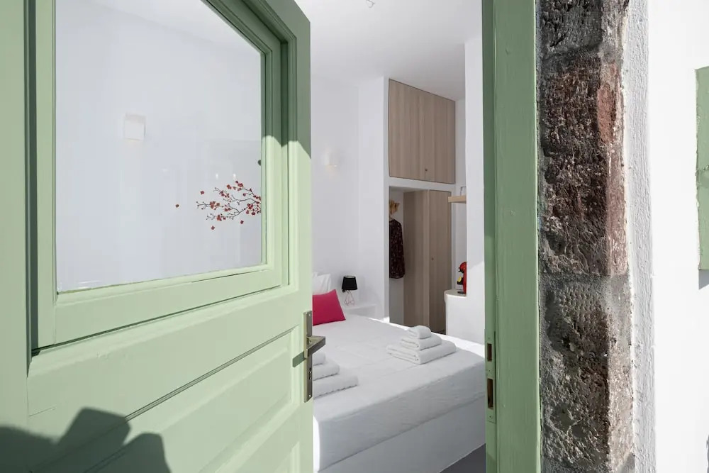 Photo - White Orchid Cave House & Studio