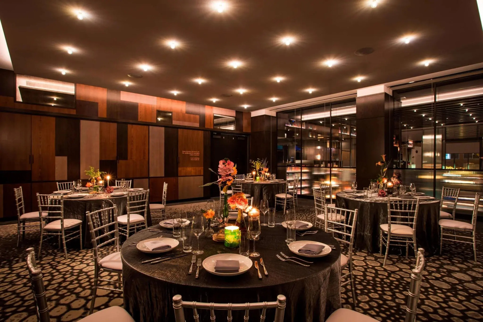 Photo - Hotel EMC2, Autograph Collection
