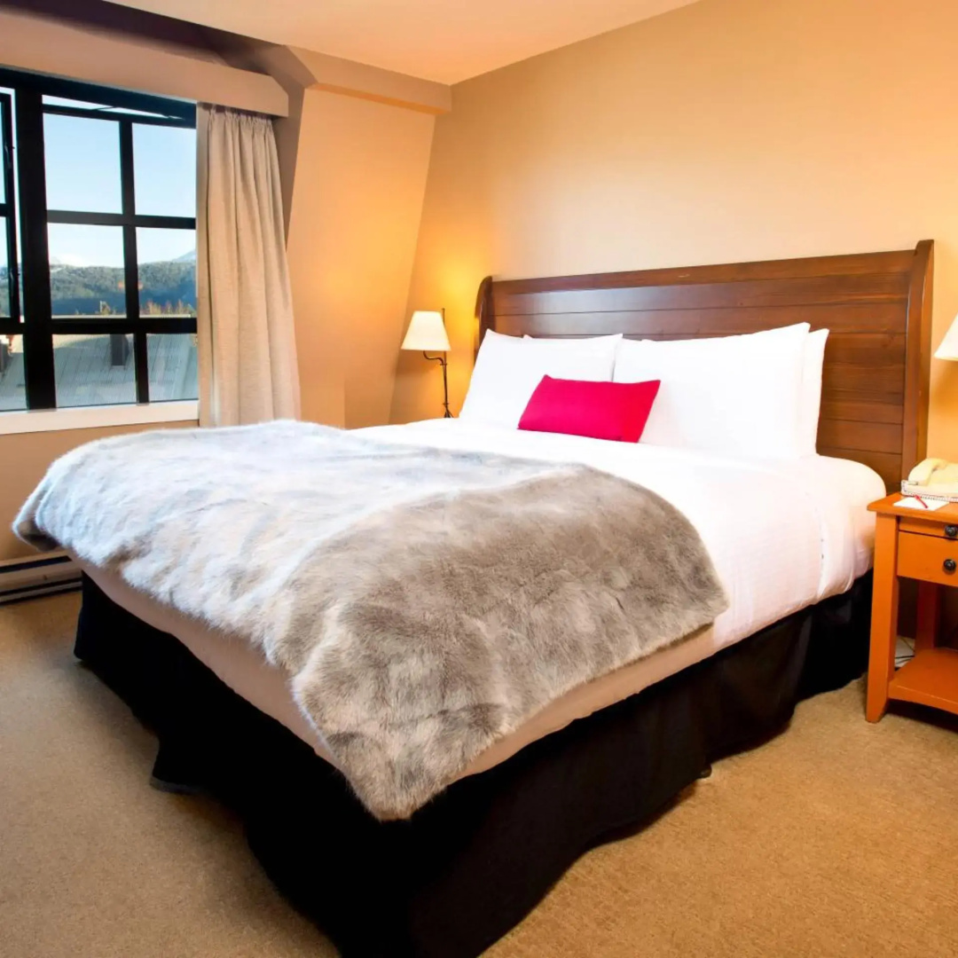 Photo - Sundial Hotel