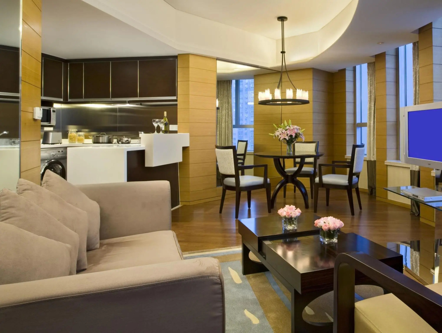Photo - Sheraton Grand Shanghai Pudong Hotel & Residences