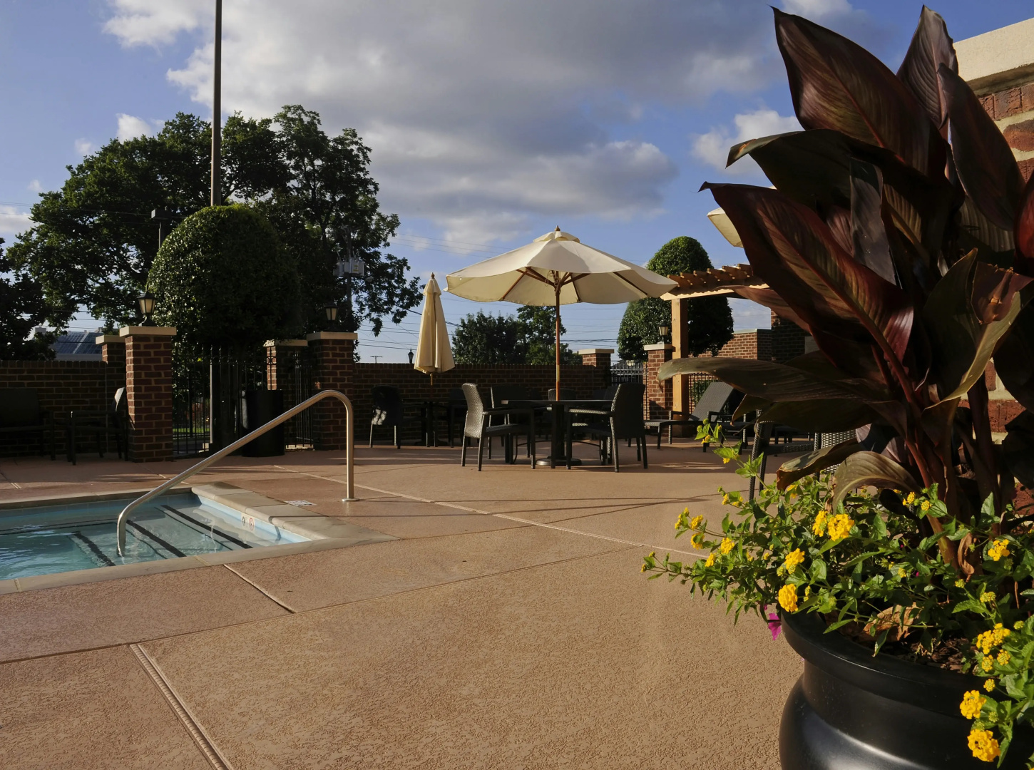 Photo - Hampton Inn & Suites Nashville-Vanderbilt-Elliston Place