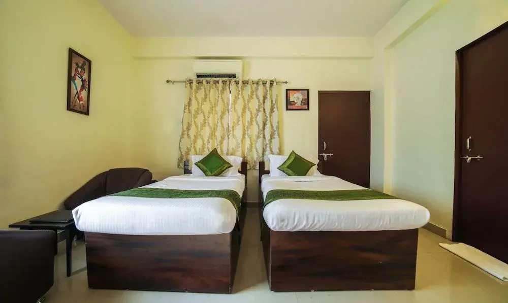 Photo - Treebo Ivory House