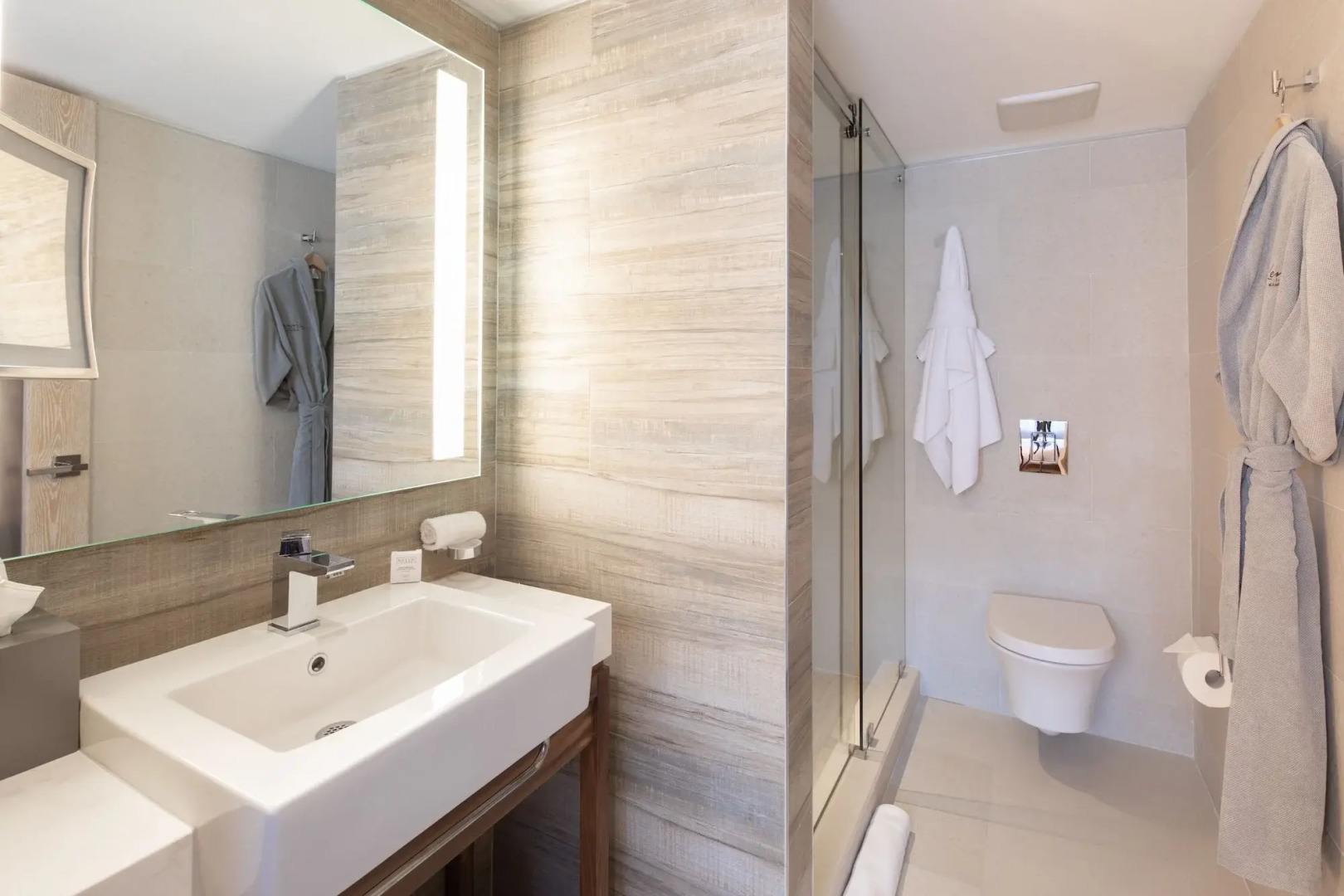 Foto - Lennox Miami Beach