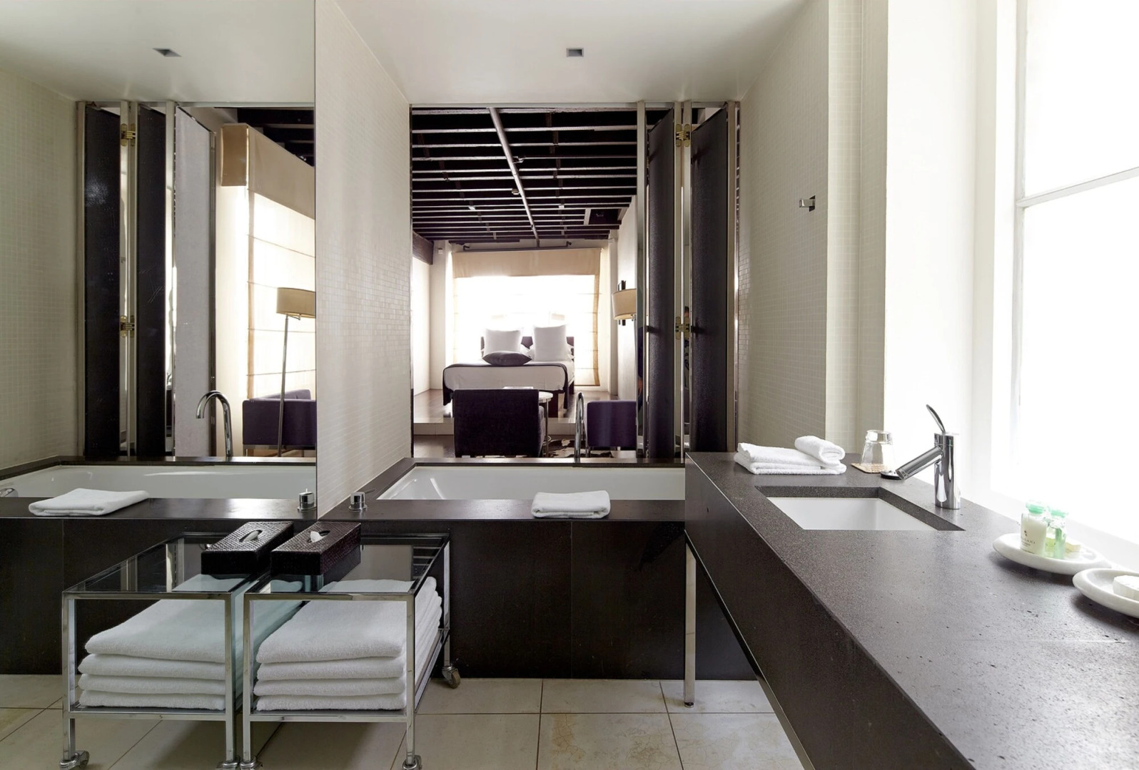 Foto - Establishment Hotel