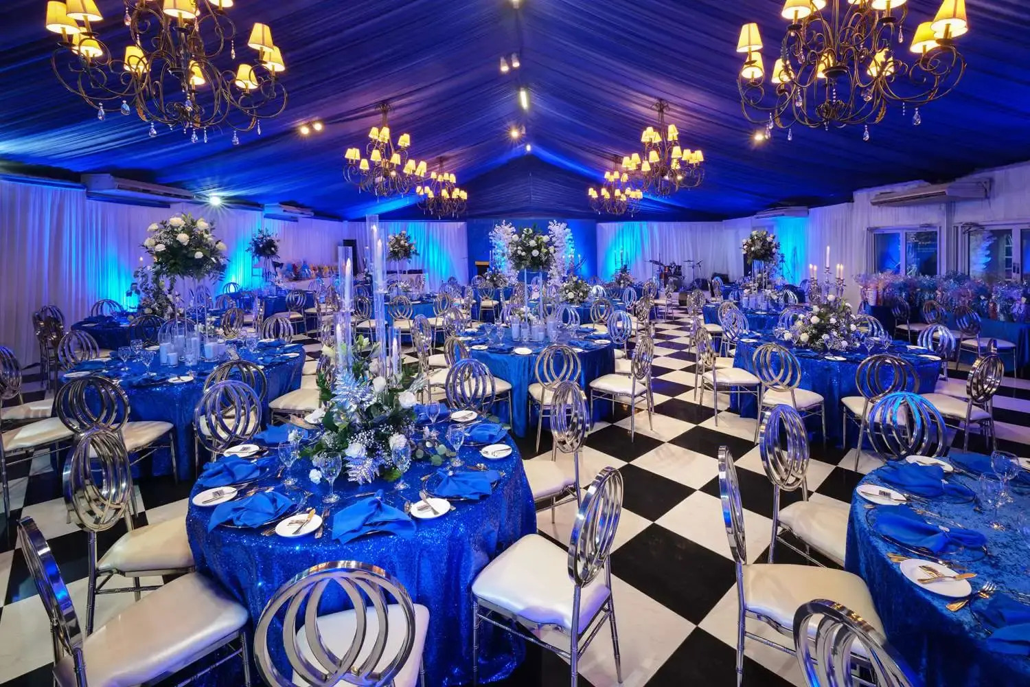 Foto - Terra Nova, BW Premier Collection