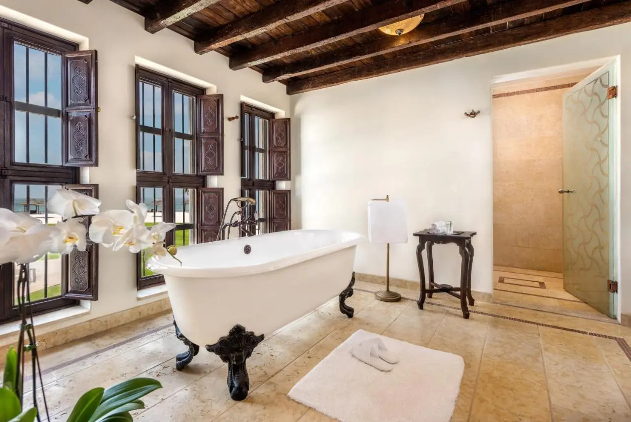 Photo - Al Maya Island & Resort