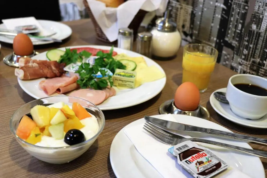 Photo - Garner Hotel Hamburg - Graf Moltke by IHG