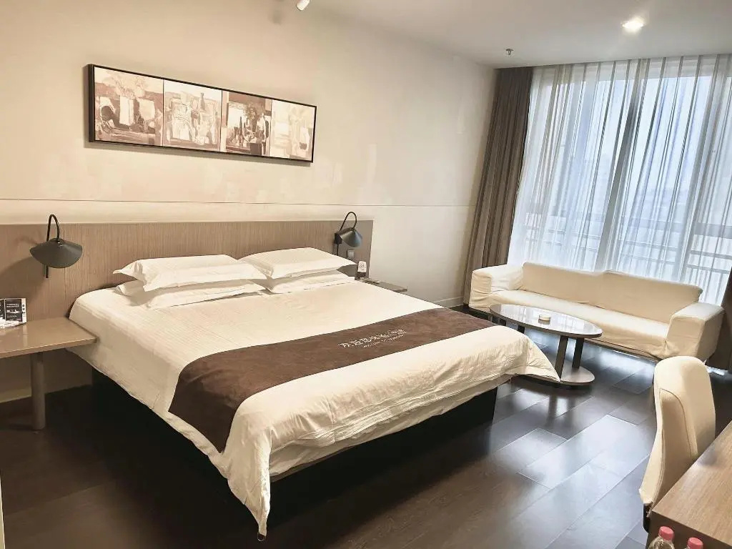Jinjiang Inn Select Nanjing Getang Subwa Station Meilijian Square
