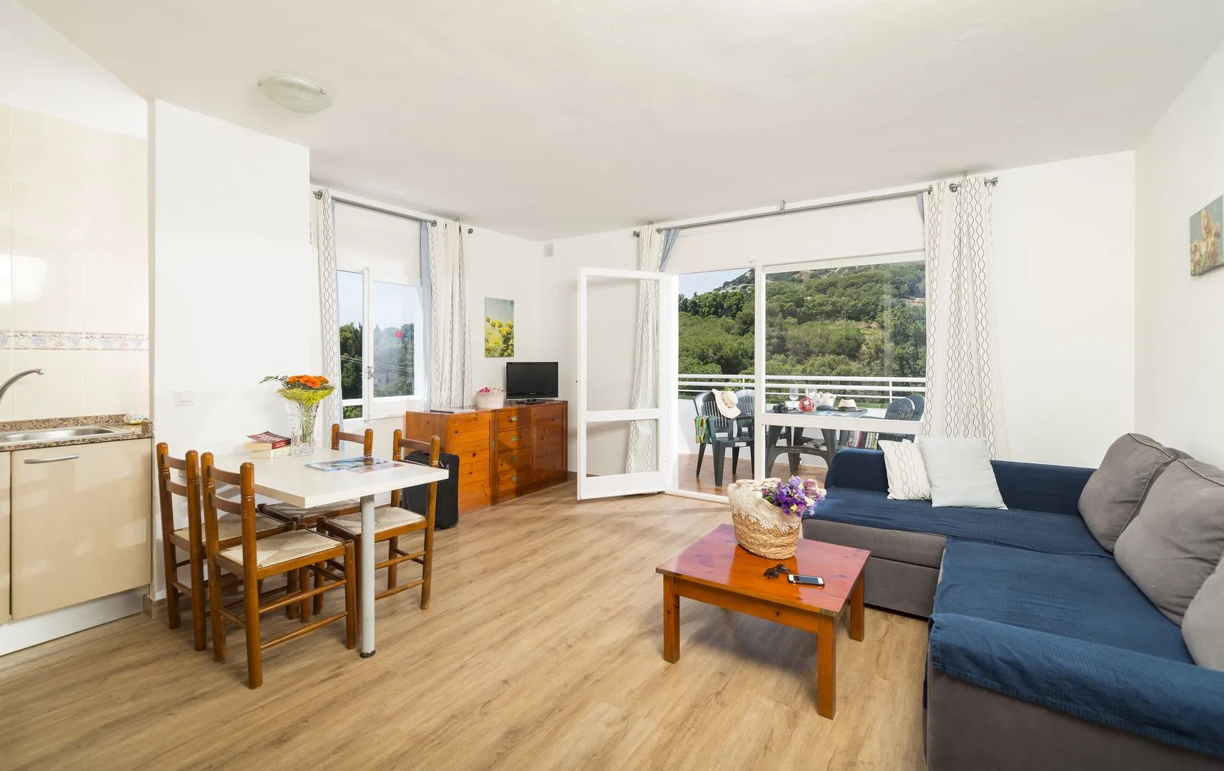 Photo - Apartaments Els Llorers