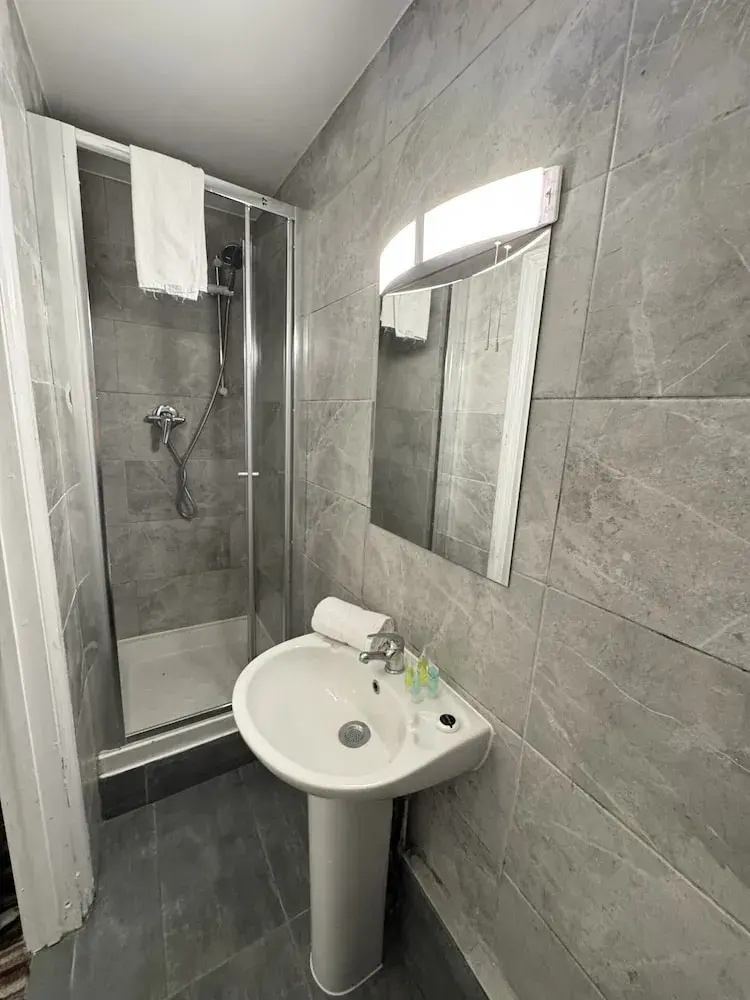 Photo - The Chapter Hotels- Princes Square