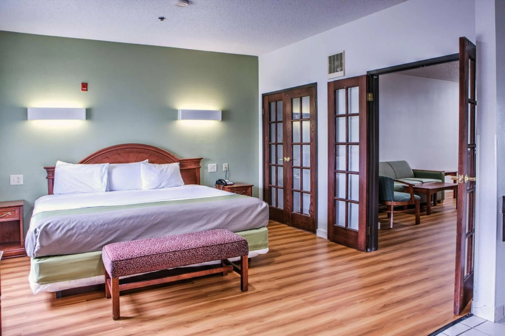Photo - Motel 6-Dallas, TX - Northwest