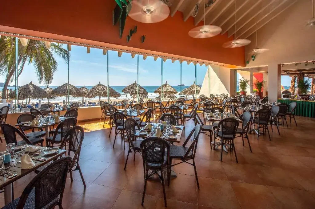 Photo - Park Royal Beach Ixtapa - All Inclusive