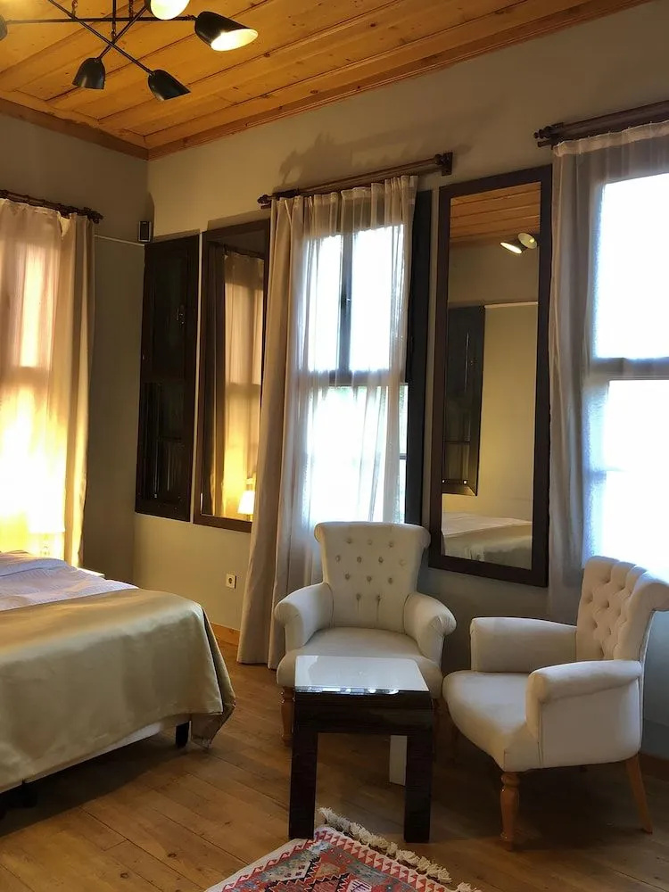 Photo - Grace Lounge Premium