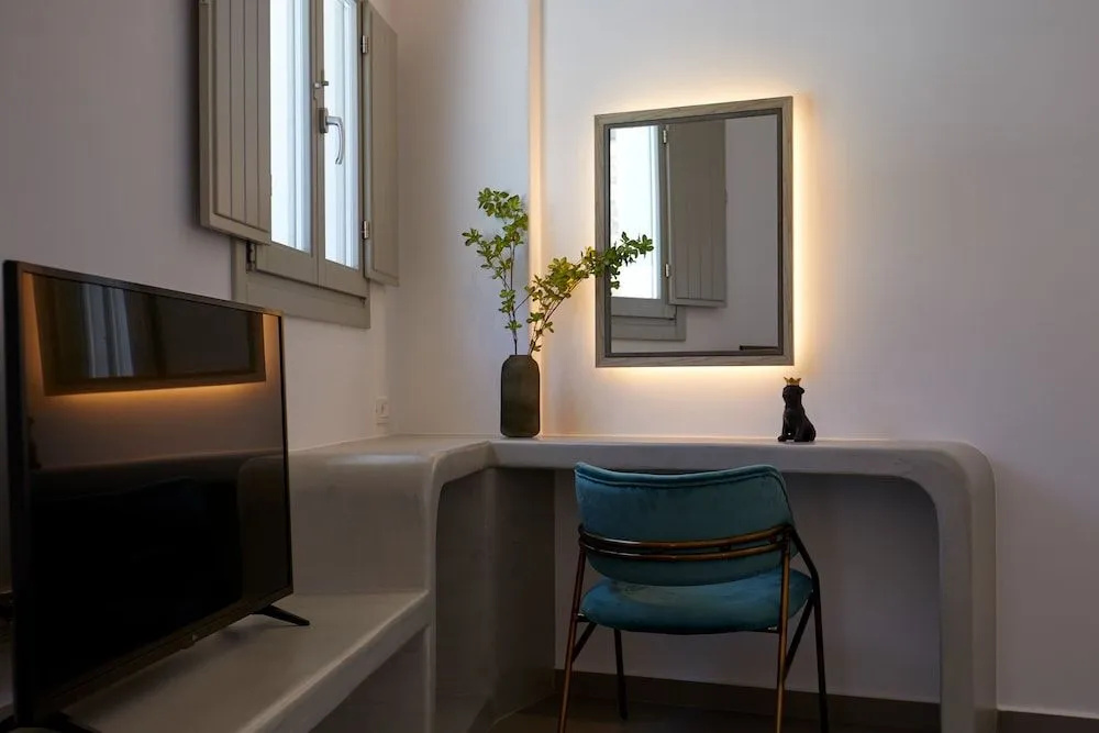Photo - Mountain and Sea Suites